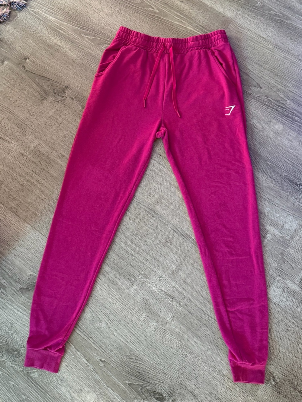 Gymshark women’s pink Jogger Sweatpants